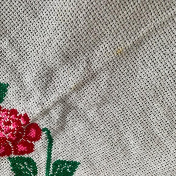 Vintage Vibrant Floral Cross Stitch Linen Trio Decor - Picture 8 of 9
